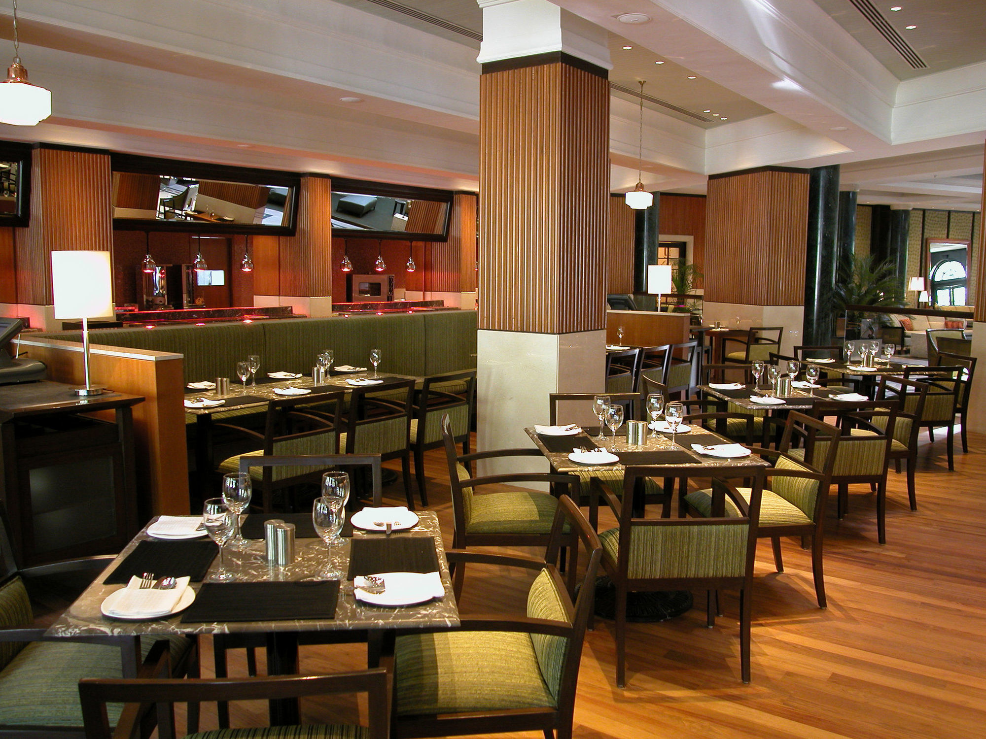 Taj West End Hotel Bangalore Restaurante foto